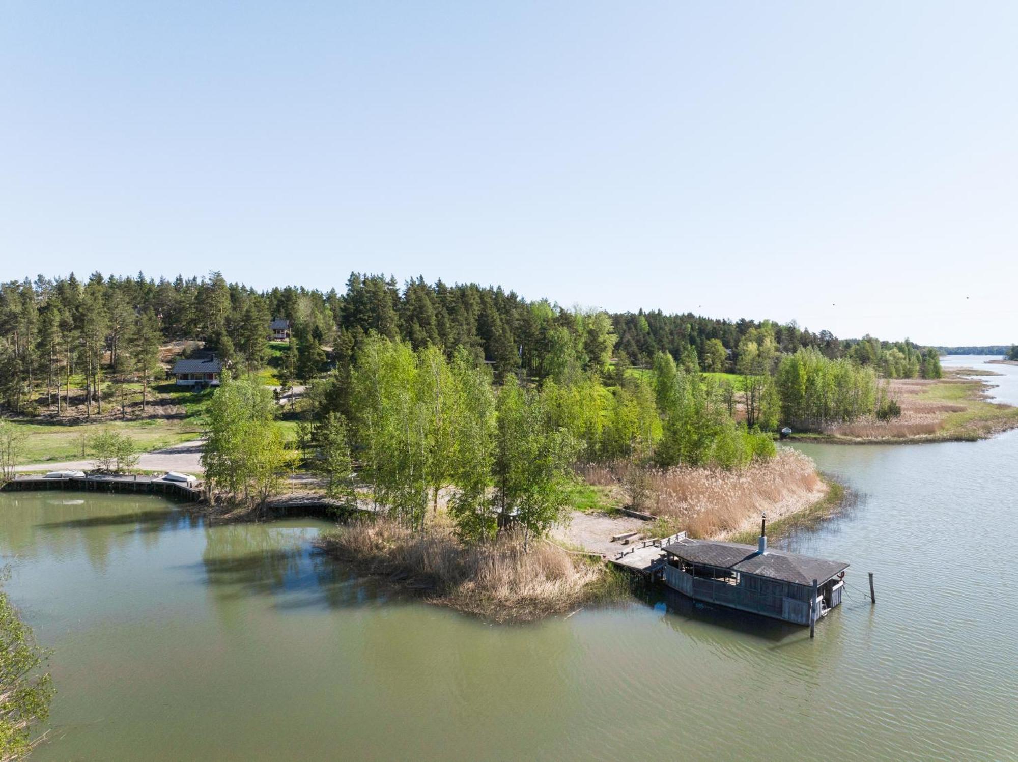 Lomahyppaeys Villa Nådendal Exteriör bild